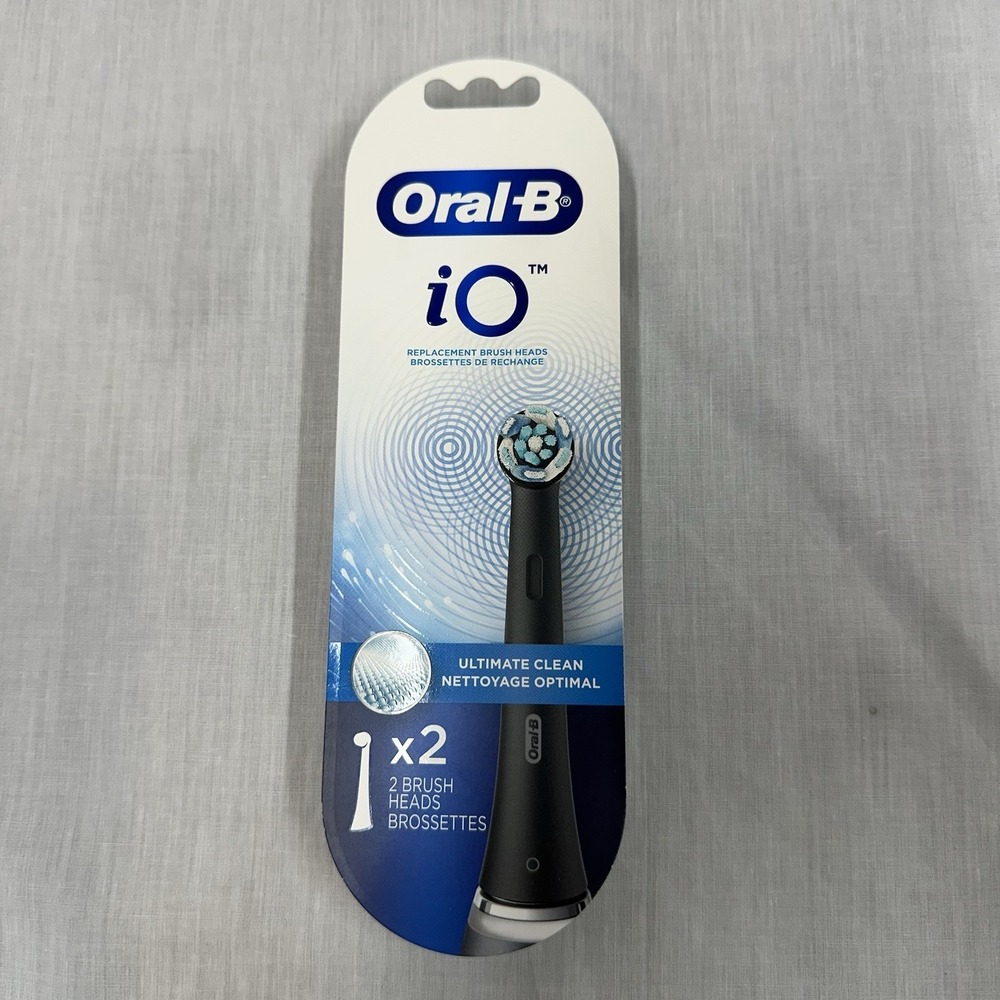 Oral-B IO Replacement Toothbrush Heads 2 Count Ultimate Clean Black